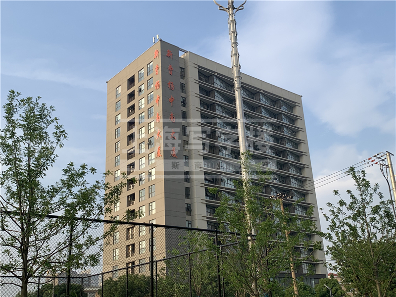 新曹杨中南大厦 新曹杨中南大厦